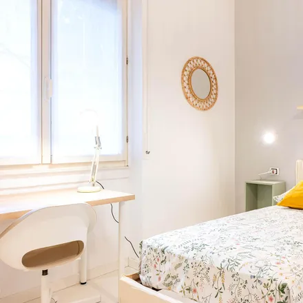 Rent this 3 bed room on Via Assietta in 9, 20161 Milan MI