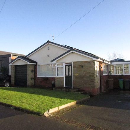 Rent this 2 bed house on Somerset Grove in Heywood, OL11 5EF