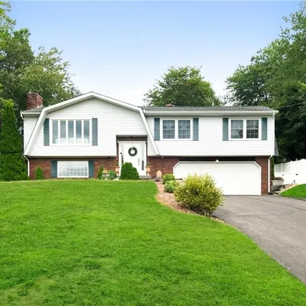Buy this 3 bed house on 114 Bayview Circle in Wolcott, CT 06716
