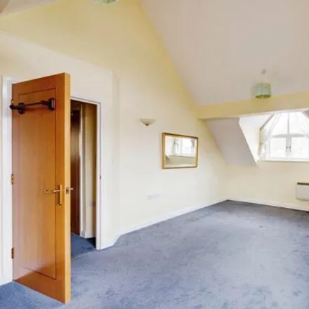 Image 7 - Rossiters Quay, Christchurch, BH23 1BL, United Kingdom - Apartment for sale