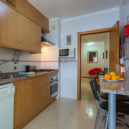 Image 6 - Rua do Oceano Indico, 8500-823 Portimão, Portugal - Apartment for rent