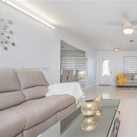 Image 5 - 4631 Lincoln Street, West Hollywood, Hollywood, FL 33021, USA - House for rent