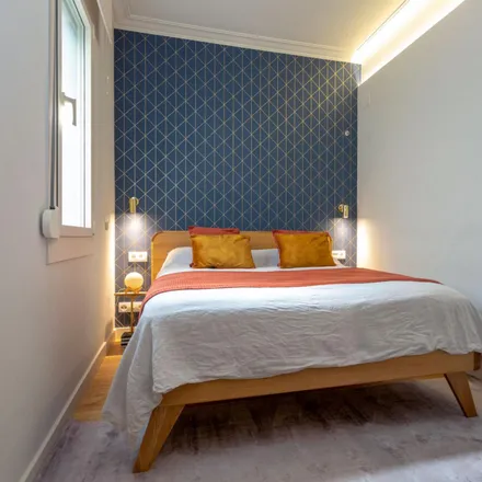 Rent this 2 bed apartment on Carrer de Còrsega in 200, 08001 Barcelona
