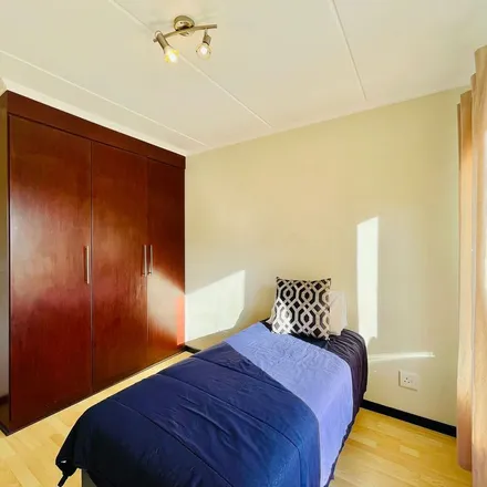 Image 3 - Faraday Road, Sunninghill, Sandton, 2157, South Africa - Apartment for rent