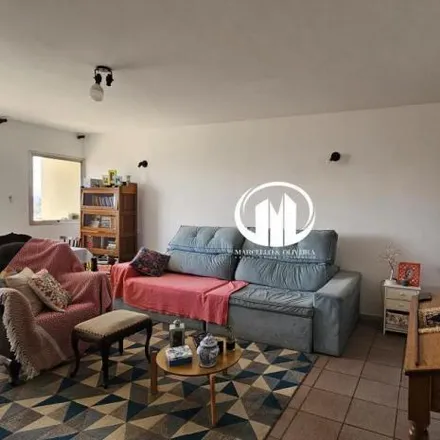 Buy this 2 bed apartment on Avenida Carlos de Salles Bloch in Anhangabaú, Jundiaí - SP