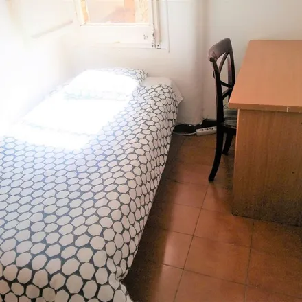 Image 8 - Carrer d'Arizala, 56, 08001 Barcelona, Spain - Apartment for rent