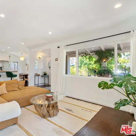 Image 1 - 4420 West 62nd Street, Los Angeles, CA 90043, USA - House for sale