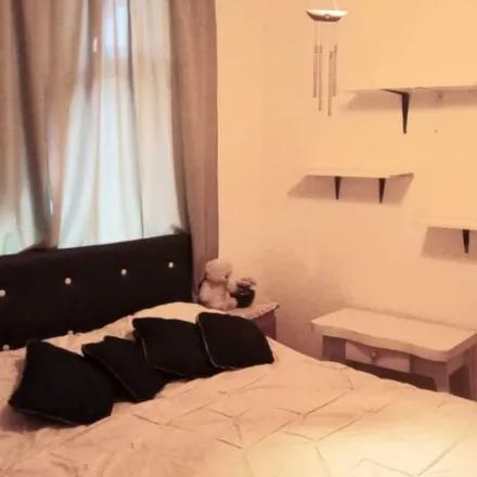 Buy this 3 bed house on Alfredo Bufano in Distrito Gutiérrez, 5511 Maipú