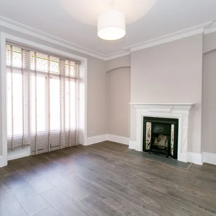 Image 5 - Parliament Hill Mansions, Lissenden Gardens, London, NW5 1ND, United Kingdom - Apartment for rent
