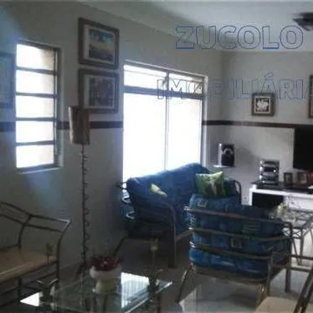 Buy this 3 bed house on Rua Adelino Fontoura Chaves in Santa Terezinha, São Bernardo do Campo - SP