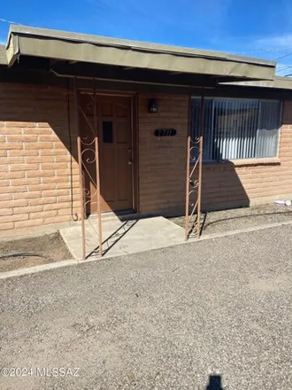 Rent this 3 bed house on Casa Club Condominiums in 1810 East Blacklidge Drive, Tucson
