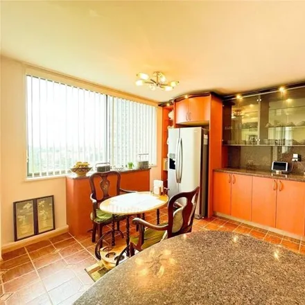 Image 7 - 209-40 23rd Avenue, New York, NY 11360, USA - Condo for sale