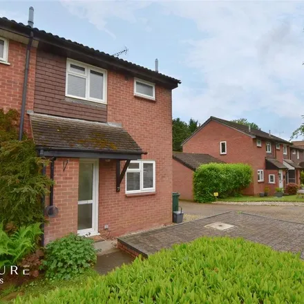 Rent this 2 bed house on Furtherfield in Abbots Langley, WD5 0PL
