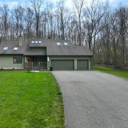 Buy this 3 bed house on 19 Hillside Drive in Lebanon, Southeastern Connecticut Planning Region
