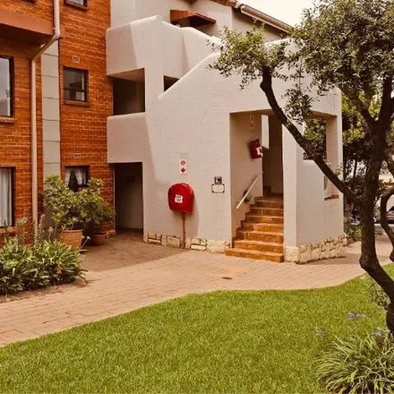 Image 1 - Loudoun Road, Benmore Gardens, Sandton, 2031, South Africa - Apartment for rent
