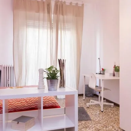 Rent this 3 bed room on Via Giovanni Cagliero 4 in 20125 Milan MI, Italy