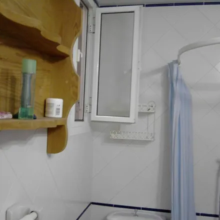 Image 4 - unnamed road, Seville, Spain - Apartment for rent