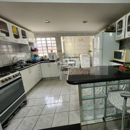 Image 1 - Avenida Jorge Abdanur, Vila Olímpica, Uberaba - MG, 38056, Brazil - Apartment for sale