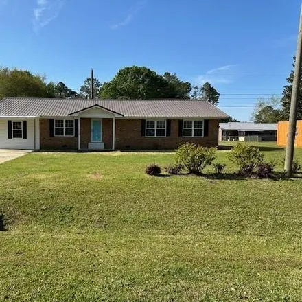 Buy this 4 bed house on 8175 Catherine Street in Fitzgerald, GA 31750