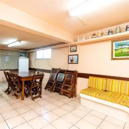 Buy this 3 bed apartment on Avenida Iguaçu 998 in Rebouças, Curitiba - PR