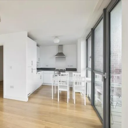 Image 2 - Tile House, 1 Beaconsfield Street, London, N1C 4AD, United Kingdom - Apartment for rent
