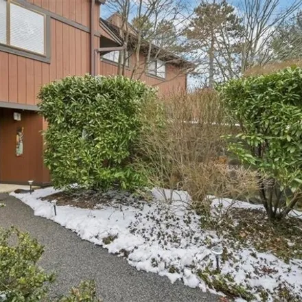 Buy this 1 bed condo on 154 Martling Avenue in Village of Tarrytown, NY 10591