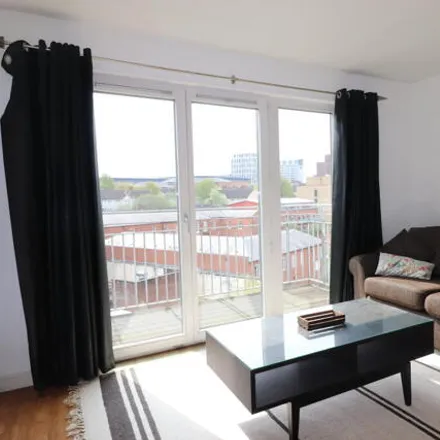 Image 2 - Patron House, 2 Marina Place, Park Central, B16 8WR, United Kingdom - Room for rent