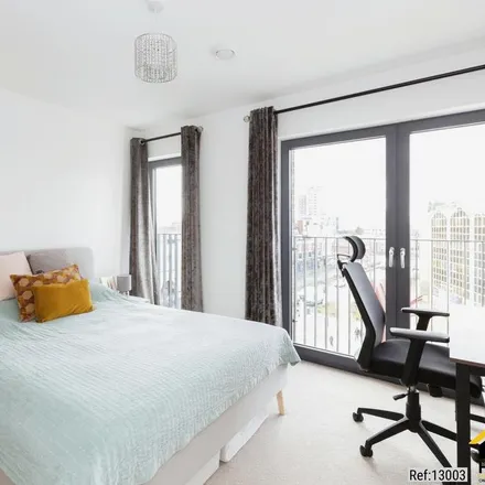 Image 7 - Azure Building, Great Eastern Road, London, E15 1DX, United Kingdom - Apartment for rent