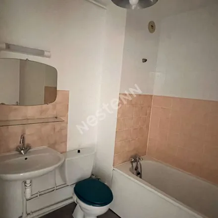 Rent this 1 bed apartment on Sentier des Vignes Soldat in 54500 Vandœuvre-lès-Nancy, France