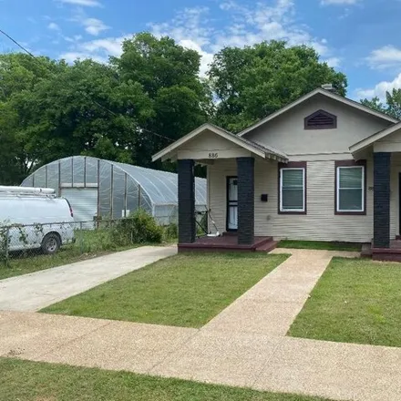 Buy this 6 bed house on 882 Breedlove Street in Memphis, TN 38107