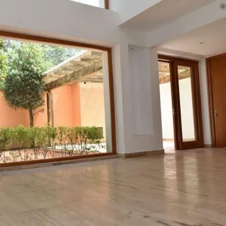 Image 1 - Ricardo Chiriboga Villagomez, 170901, Cumbaya, Ecuador - House for rent