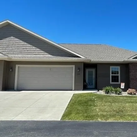 Buy this 3 bed condo on 4300 Crossing Lane in Janesville, WI 53563