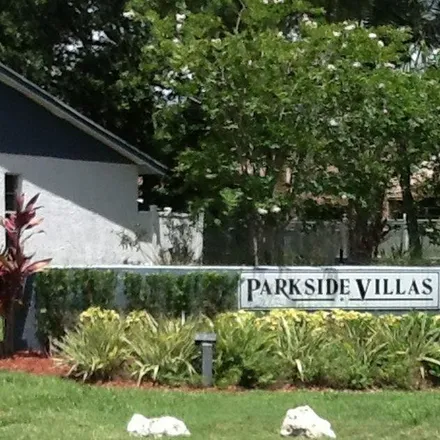 Image 2 - 7152 Parkside Villas Drive North, Pinellas County, FL 33709, USA - Condo for sale