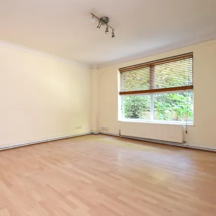 Image 2 - Simpsons Place, 6 Ringers Road, London, BR1 1HR, United Kingdom - Apartment for rent