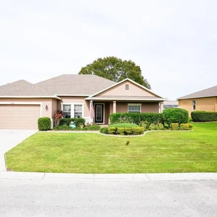 Buy this 4 bed house on 3337 Summit Lane in Polk County, FL 33810