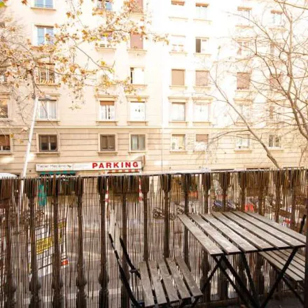 Image 7 - Carrer d'Aragó, 105-107, 08015 Barcelona, Spain - Apartment for rent