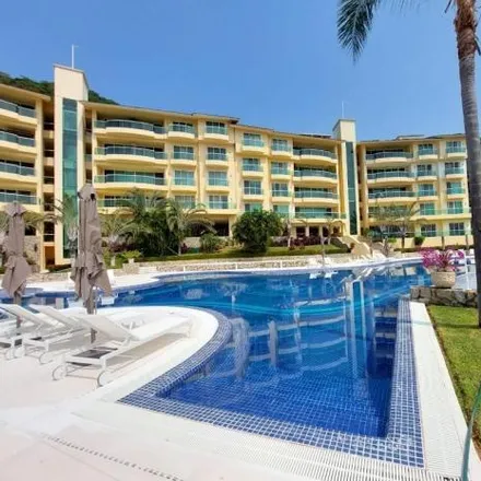 Buy this 4 bed apartment on Privada Retorno a la Cueva de Ali in Pichilingue, 39820 Puerto Marqués