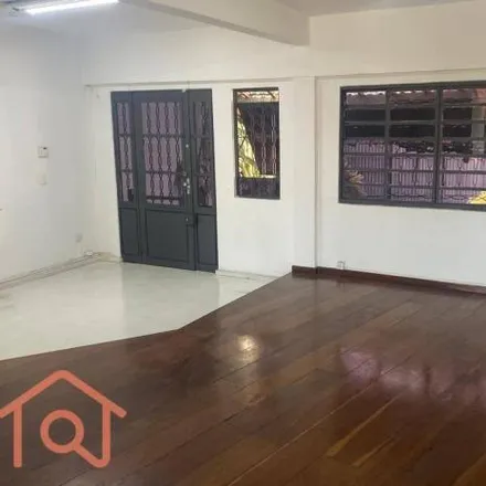 Rent this 4 bed house on Rua das Canjeranas in Jabaquara, São Paulo - SP