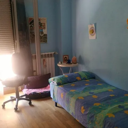 Rent this 4 bed apartment on Madrid in Fisioterapia Valhalla, Calle Pilar de Madariaga Rojo