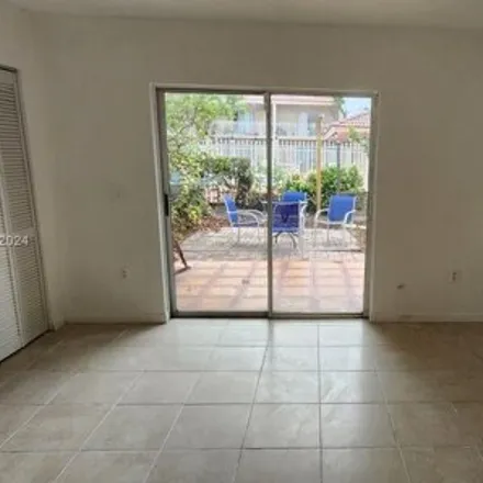 Image 3 - 6866 Northwest 166th Terrace, Miami Lakes, FL 33014, USA - Townhouse for rent