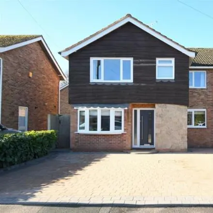 Buy this 5 bed house on Meadow Rise in Barton-under-Needwood, DE13 8DT