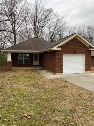 Rent this 3 bed house on 7639 Austin Drive in Austin Farm, Chattanooga