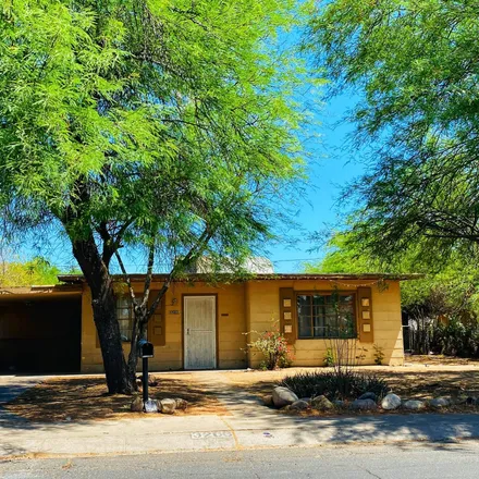 Buy this 2 bed house on 3206 West Polk Street in Phoenix, AZ 85009
