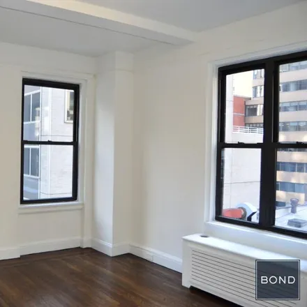Rent this studio apartment on 140 East 46th Street in New York, NY 10017