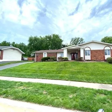 Buy this 3 bed house on 716 Guenevere Drive in Ballwin, MO 63011