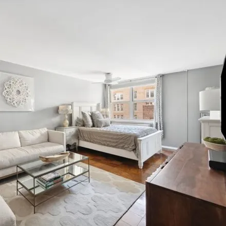 Buy this studio apartment on 129 East 17th Street in New York, NY 10003