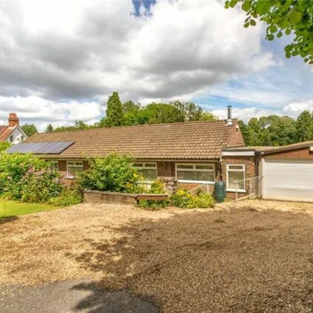 Buy this 3 bed house on Southdown Road in Station Road, Woldingham