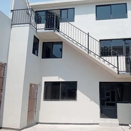 Rent this 2 bed house on Calle Guadalupe Victoria in 52105 San Mateo Atenco, MEX