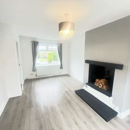 Rent this 3 bed duplex on Lime Avenue in Weaverham, CW8 3DZ