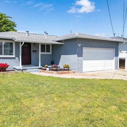 Buy this 3 bed house on 1018 Hillcrest Avenue in Antioch, CA 94509